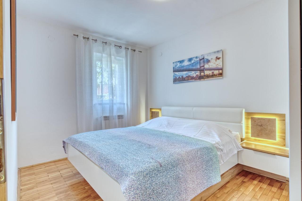 Apartments Birimac Пула Екстериор снимка